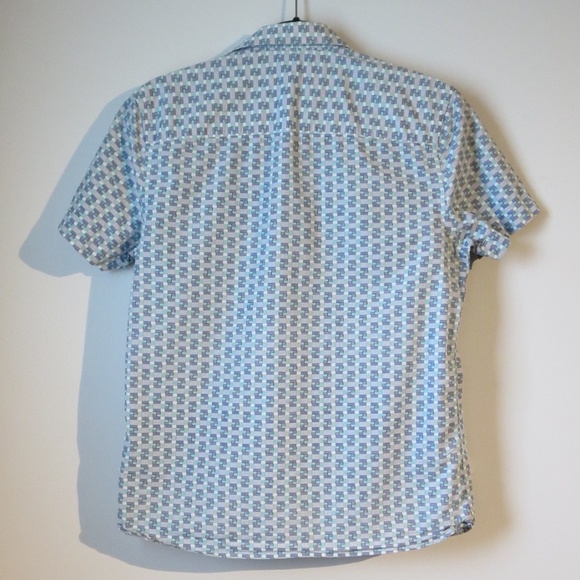 Short Sleeve Casual Button Down - Picture 2 of 7